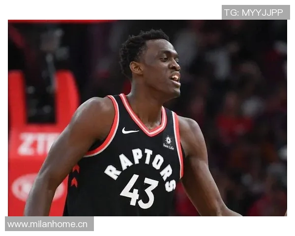 镜头回顾:西亚卡姆这一幕令人泪目 镜头回顾:西亚卡姆这一幕令人泪目